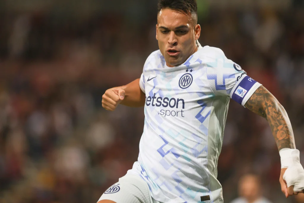 Lautaro sfida Thuram: duello tutto interista per il titolo di capocannoniere