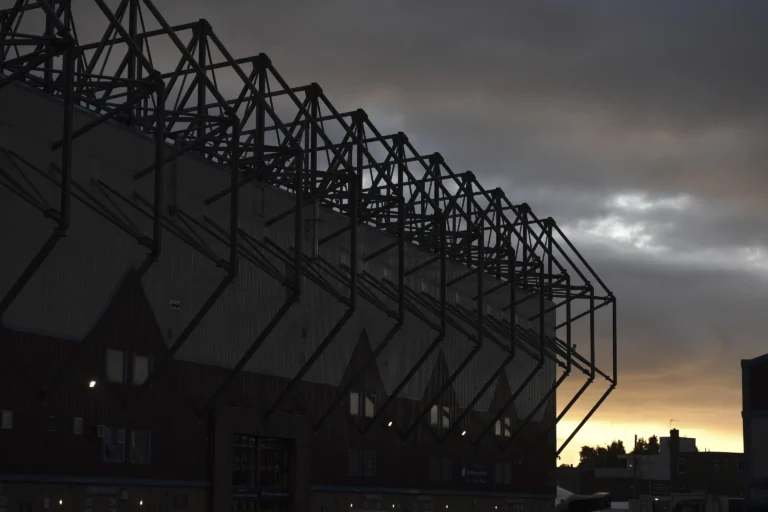 Il Fulham spezza la maledizione di Turf Moor dopo 74 anni