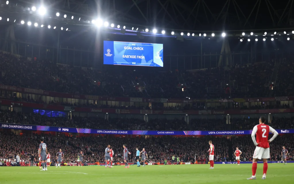 Mondiale 2026 e rivoluzione VAR: verso un calcio iper-controllato?